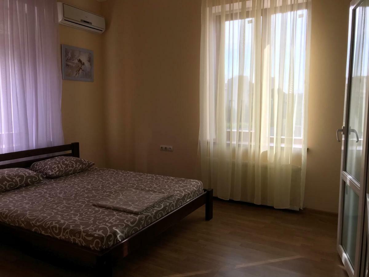 Veranda Guest House Tschornomorske Exterior foto